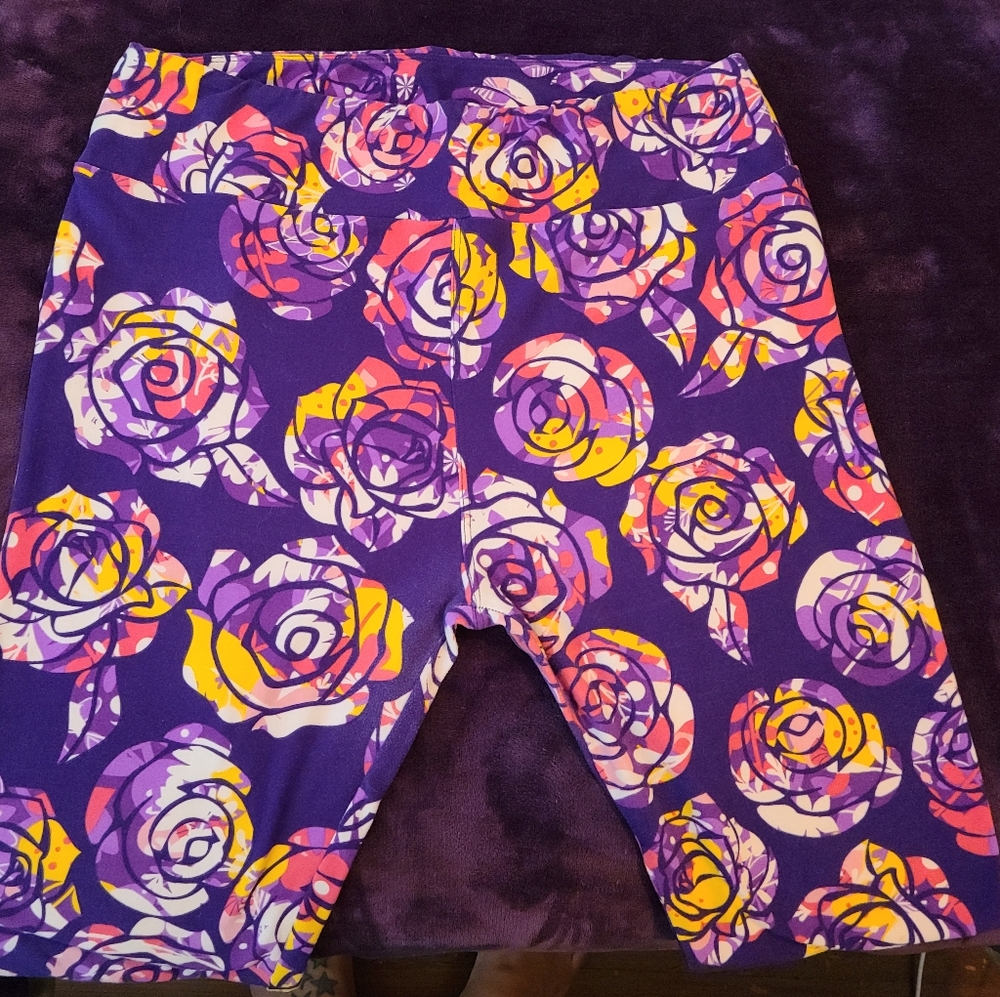 LuLaRoe Leggings Size TC